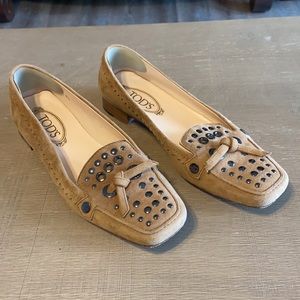 Tod’s tan suede loafers - Size 8.5
